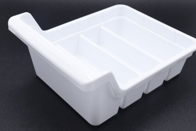 セリアのホワイトの袋物スタンド