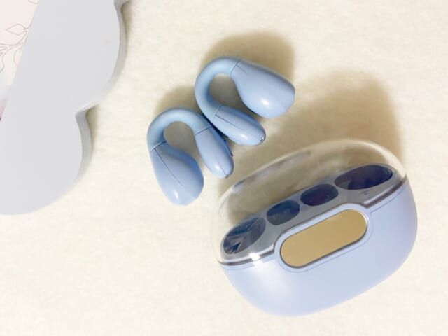 3COINS「オープンイヤーイヤーカフイヤホン」