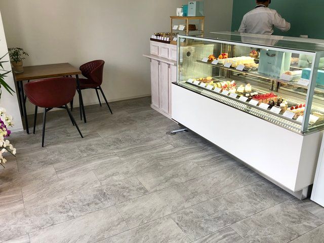 CAKE TAGU（ケーキタグ）の店内