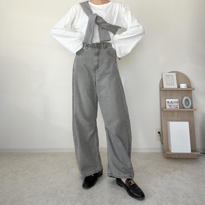 しまむらの「デニムダーツカーブパンツ」