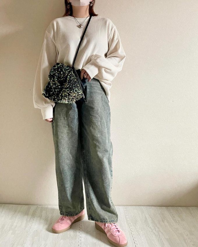 しまむらの「オーバーダイデニムパンツ」