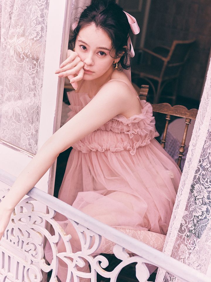 エマのピンクファッション