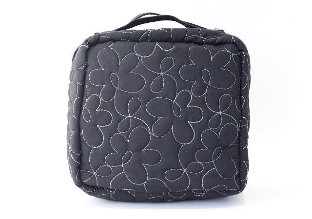 宝島社の大容量コスメポーチムック付録レビュー