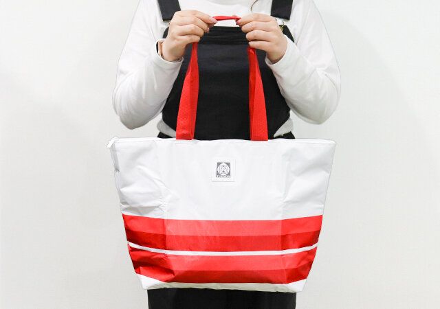 付録のタイガー魔法瓶とコラボ キャリーケースにつけられる♪保冷機能つき大容量バッグ