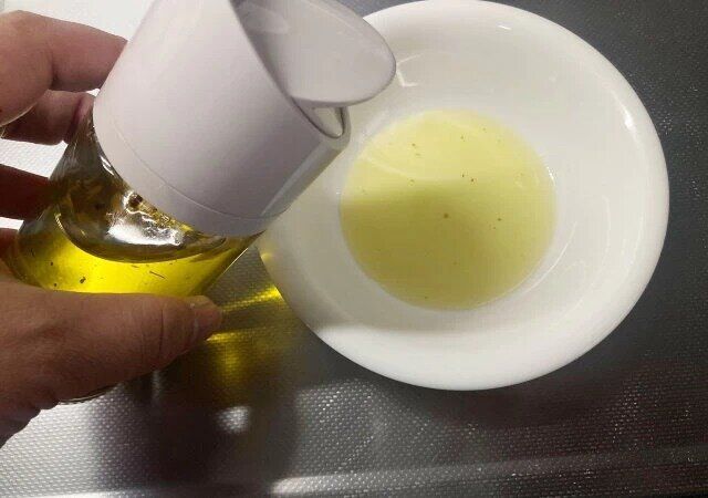 スリーコインズのオイル差しは注ぎ口にホコリが溜まりにくく衛生的