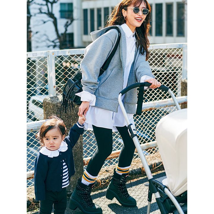 パーカ,グレー,SEA,ポンチ素材,ママコーデ