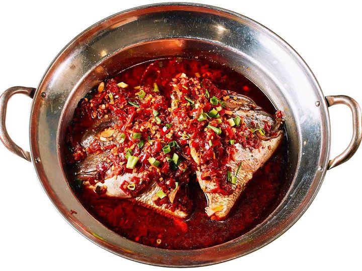 元町・中華街『湘厨』の魚の頭の唐辛子ソース