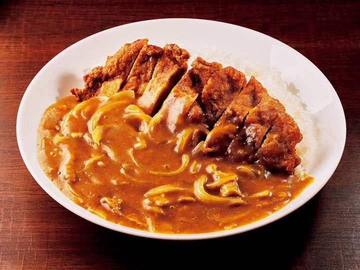 元町・中華街『中華菜館 同發本館』の「パイコーカレー」