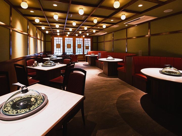 日本大通り『桂宮』の内観