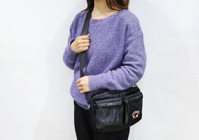 宝島社のVAN黒ショルダーバッグ付録