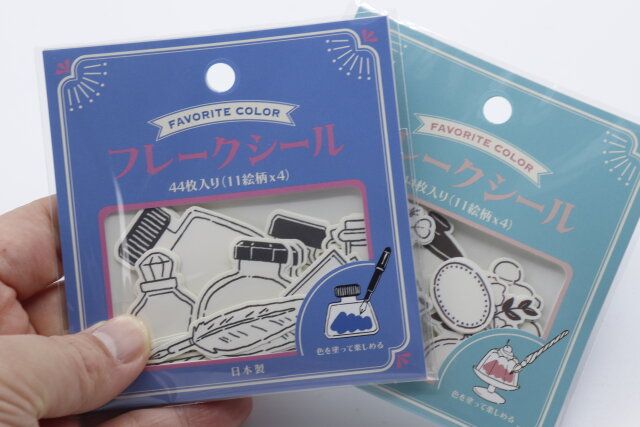 100均セリアの色塗りシール