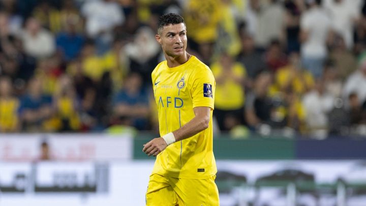 一発退場の39歳ロナウド、「恥ずべき行為ではない」と異議も2試合出場停止