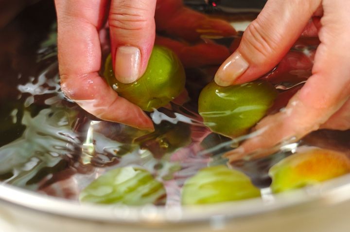 万能調味料！青梅のしょうゆ漬けの下準備2