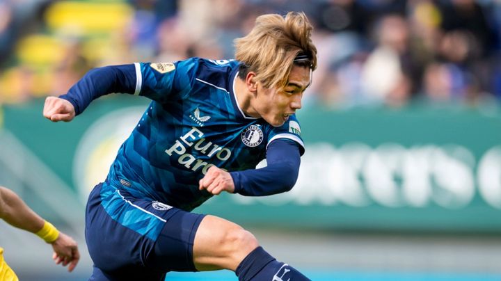 上田綺世は練習で決定力を見せつけているとフェイエ選手が証言！現地記者が語る