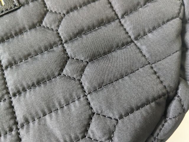 三日月トートのふわふわ素材