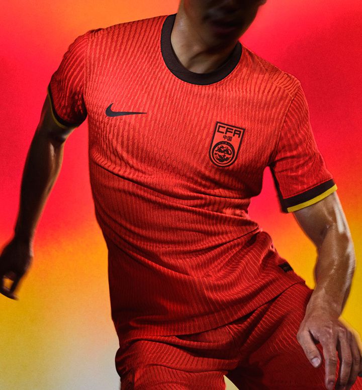 中国代表、2024新ユニフォーム発表！…もA代表は「なぜか着用せず」 U-23日本戦で“デビュー”なるか