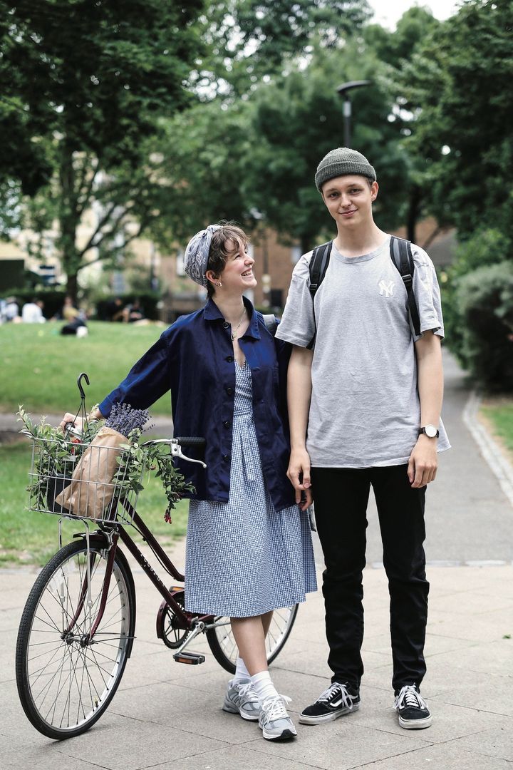 グレー系の《ニューバランス》がやっぱりおしゃれ！春に真似したいお手本コーデ5選