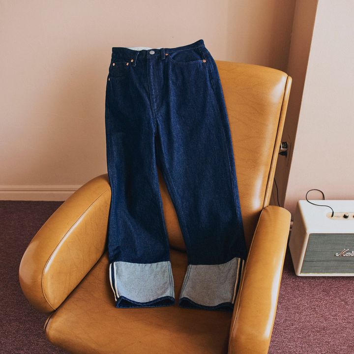 ロールアップしていないのにロールアップして見える、《トラディショナル ウェザーウエア》の不思議おしゃれデニム【マイスタンダードブック】