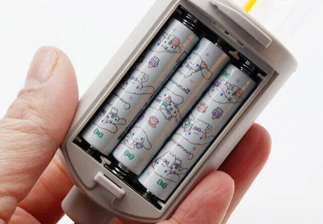 ダイソーの吊り下げランプは電池タイプ