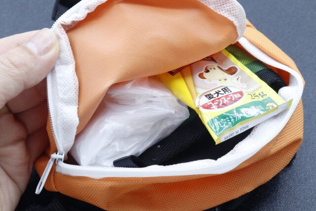 100均セリアのペットグッズリュック