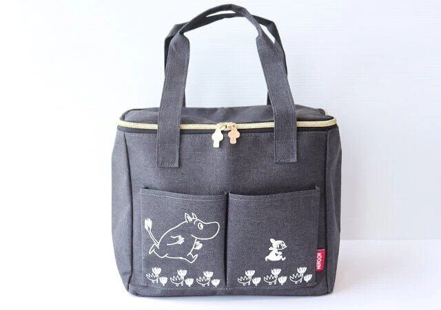 ムーミンの家でも外でも使える ピクニックバッグ BLACK ver.