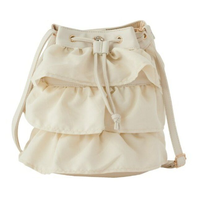 しまむらのコラボバッグ