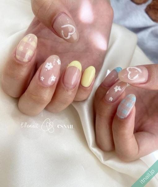 esNAILが投稿したネイルデザイン [photoid:I0126054] via Itnail Design (731626)