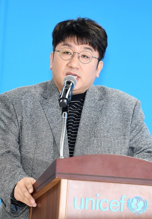 パン・シヒョク議長