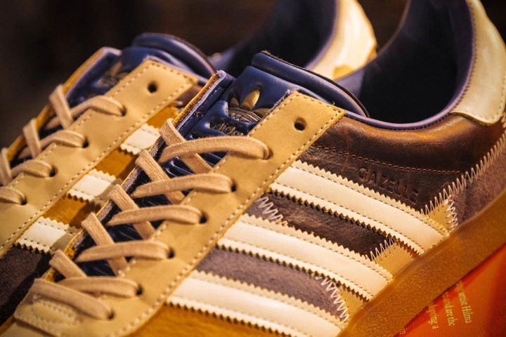 フットボールファッションと相性抜群！adidas Originalsの人気スニーカー「GAZELLE」に特別モデルが登場