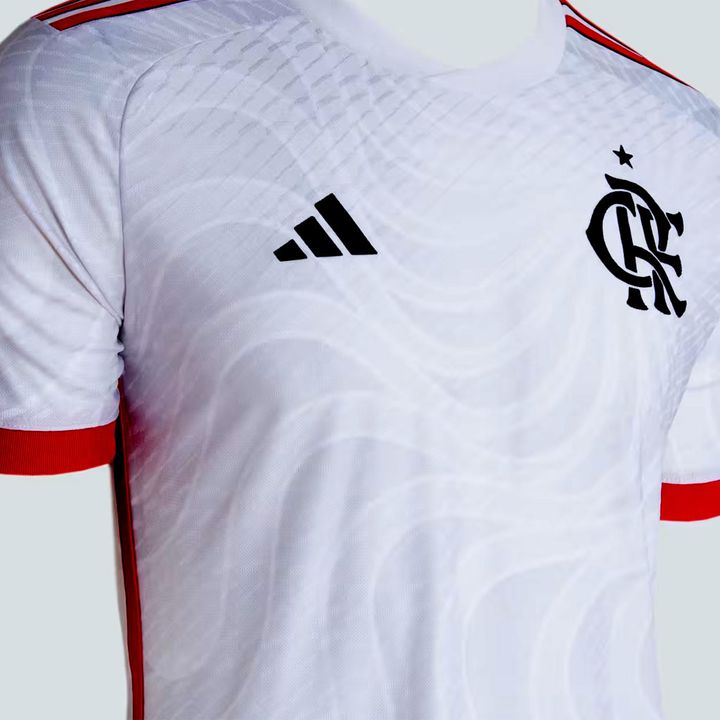 フラメンゴが「音波」の新ユニフォームを発表 ミュージシャンとコラボして“楽曲もリリース”する