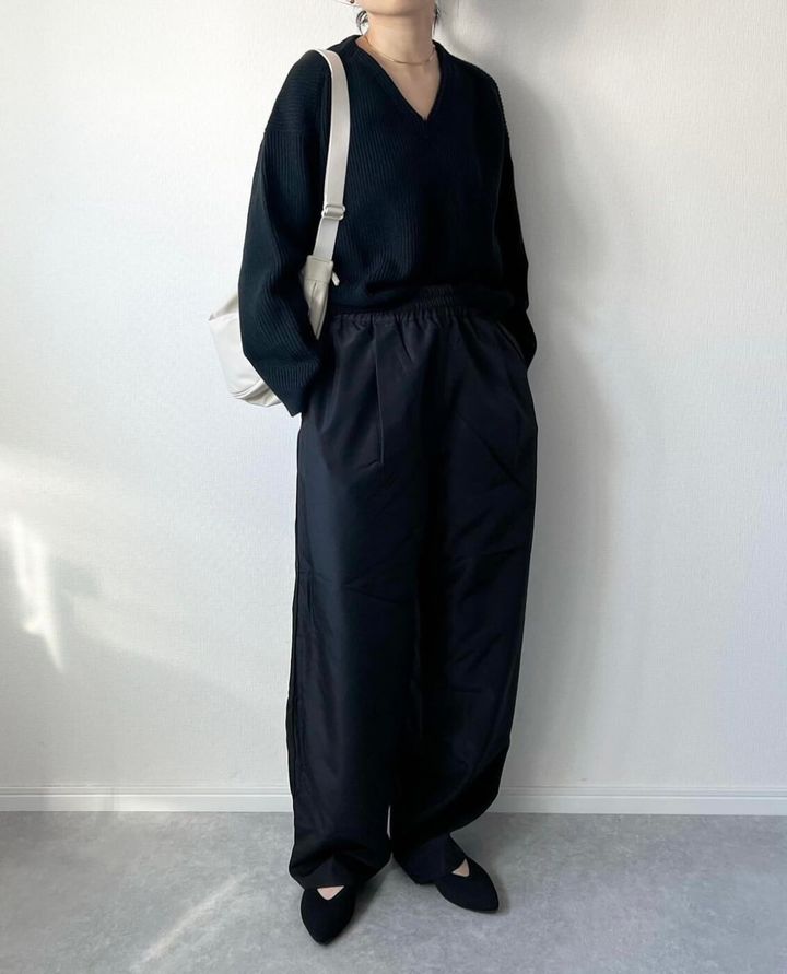 ユニクロ_レザータッチラウンドショルダーバッグ_3