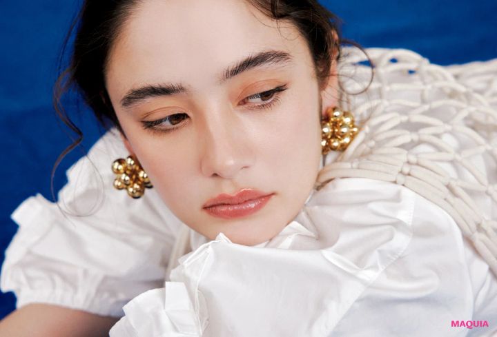 “眉”こそ今っぽさの決め手。力の抜け具合がお洒落な「あざと素眉」をレッスン_2