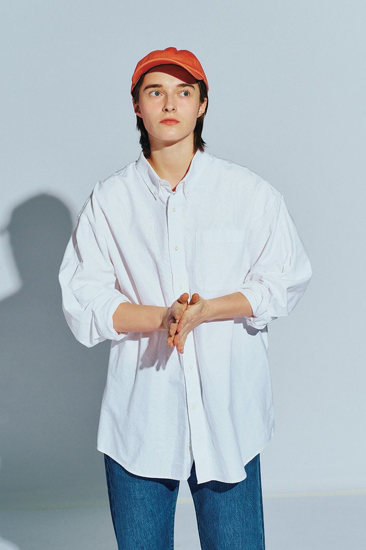 春のオシャレはシャツとローファーに合うオシャレなソックスがマストアイテム！