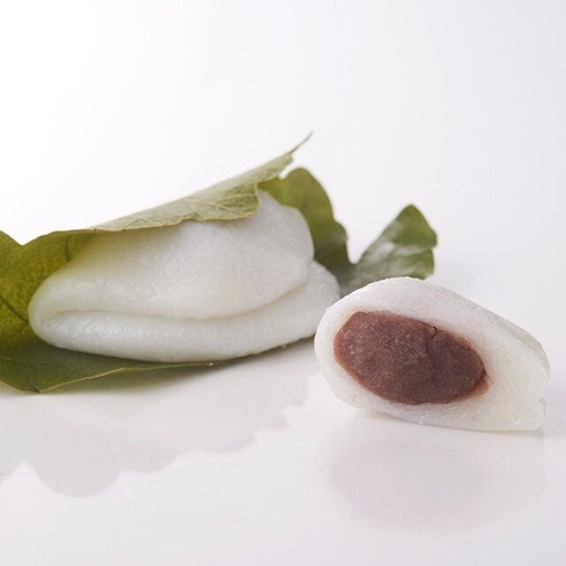 シャトレーゼの端午の節句に食べたい特撰柏餅 こし餡