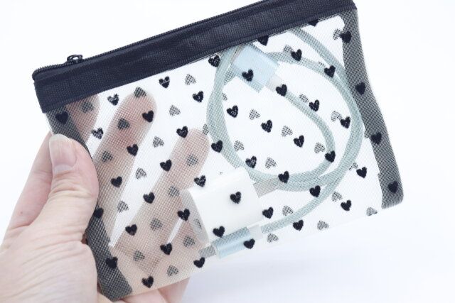 セリアのiPhone用充電ケーブル