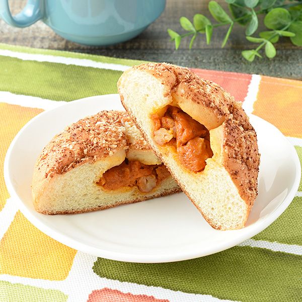 たんぱく質が摂れるチキンパン（タンドリー味）