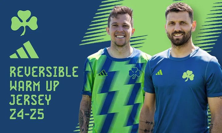 2024-25シーズンの標準仕様？強豪パナシナイコスが「リバーシブル」の来季プレマッチジャージを発表