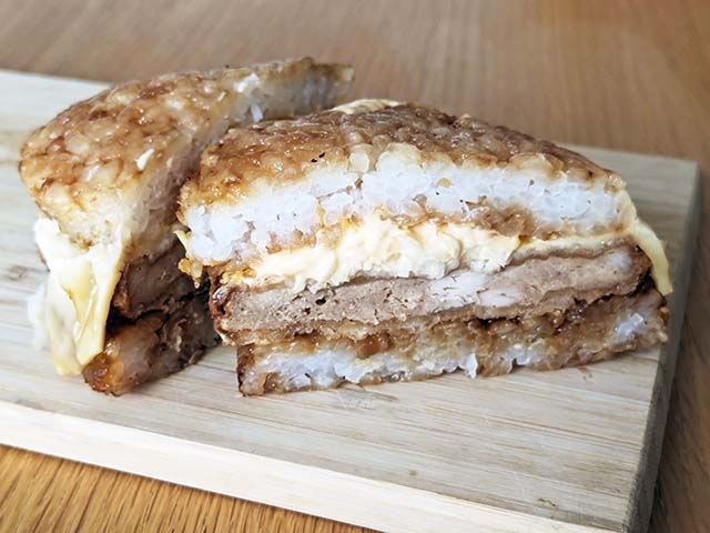 「ごはんチキンタツタ 油淋鶏チーズ」断面