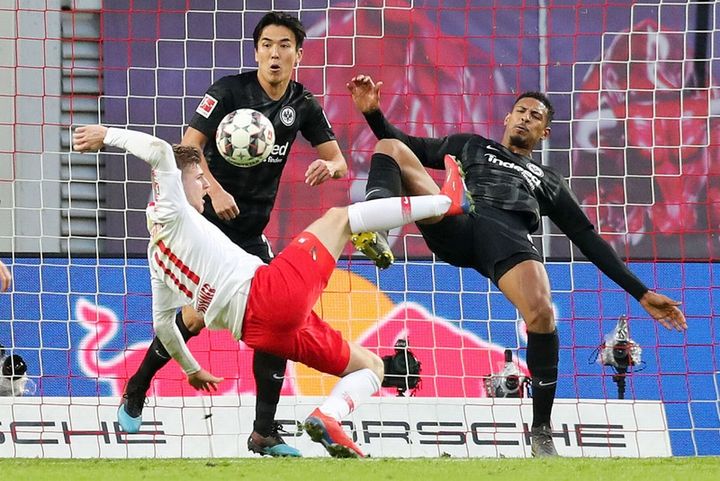 スゴいメンバーだ…長谷部誠がプレーした「最強のチームメイト」ベストイレブン