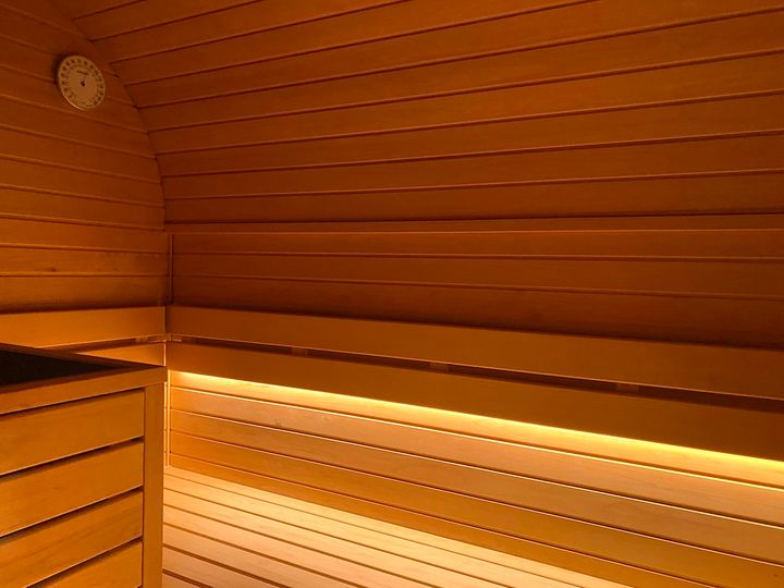 「高温ハーフサウナタルサウナ」のサウナ内