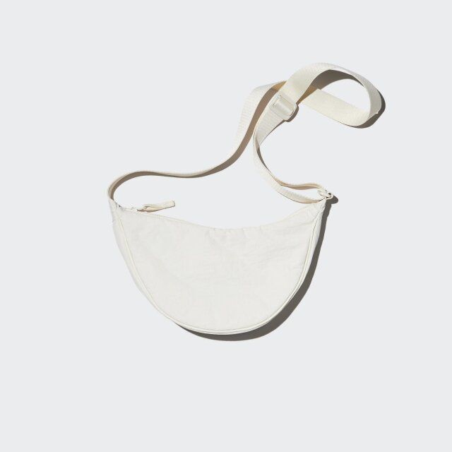 ユニクロ ラウンドミニショルダーバッグ