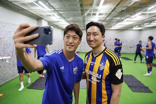 イ・チョンヨン、チョン・ギソン副会長