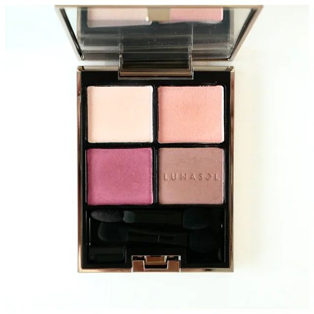 ルナソル アイカラーレーション 24