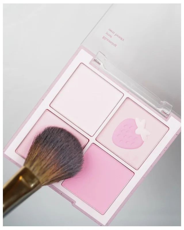 デイジーク ブレンディングムードチーク 06