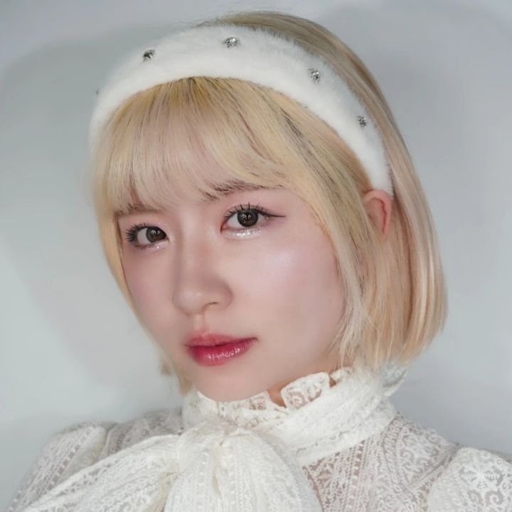 おすすめ「ピンクコスメ」7選｜MAQUIAインフルエンサー厳選！ この春話題のアイシャドウやリップをご紹介_4