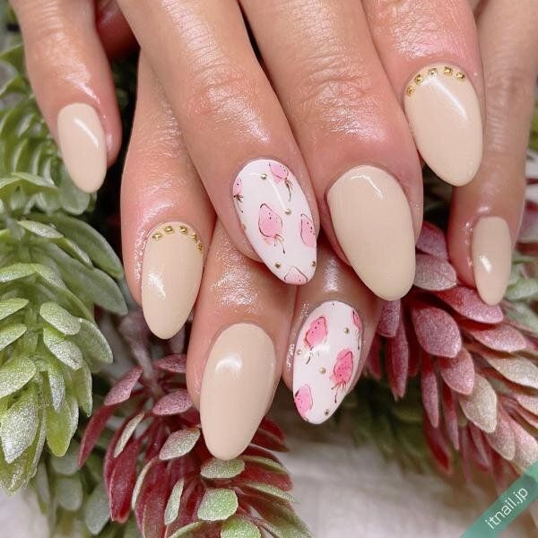 ネイルサロン ナシノキが投稿したネイルデザイン [photoid:I0099752] via Itnail Design (731831)