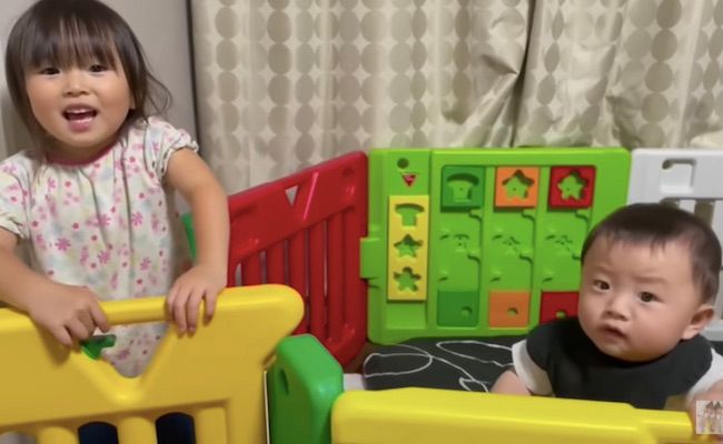 双子寝かしつけ８