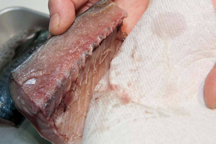【サバの味噌煮】生臭い、煮崩れる……料理のプロに解決法を聞いてみた！