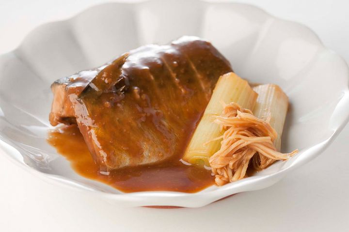 【サバの味噌煮】生臭い、煮崩れる……料理のプロに解決法を聞いてみた！