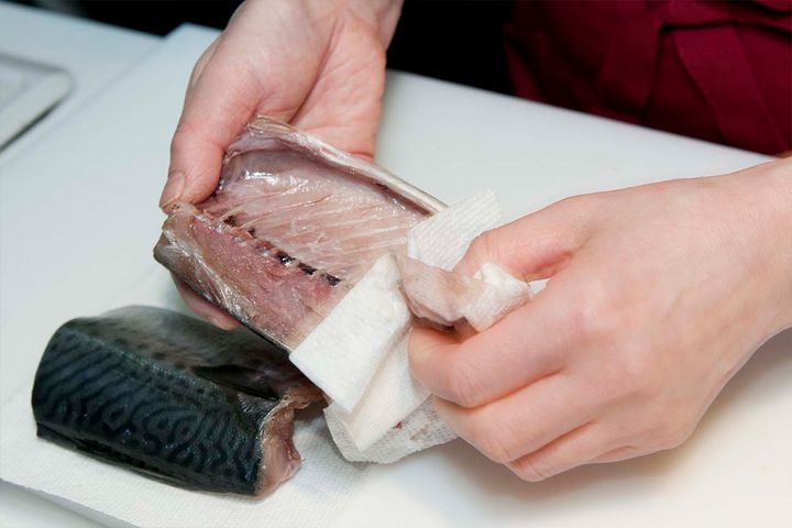 【サバの味噌煮】生臭い、煮崩れる……料理のプロに解決法を聞いてみた！